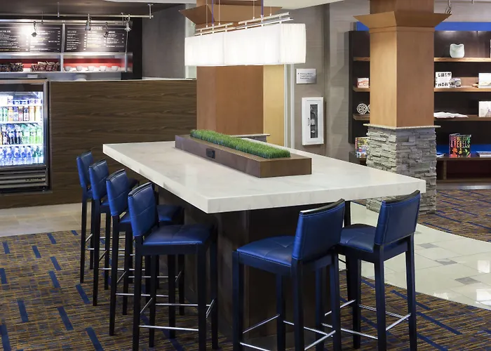 Courtyard By Marriott West/avondale
