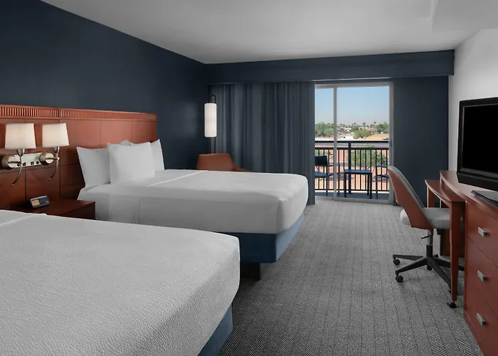 Courtyard By Marriott West/avondale