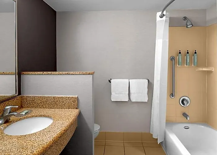 Hotel Courtyard By Marriott West/avondale